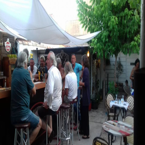 Le Bar l'été à Frontignan Plage